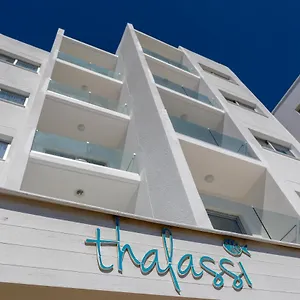 Aparthotel Costantiana