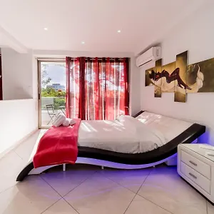 Apartament Mesogios House, Larnaca