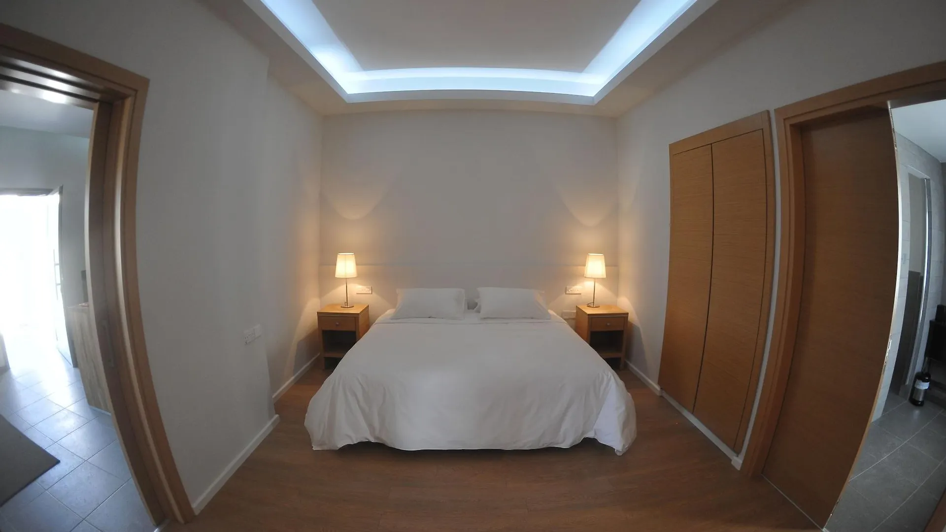 Szálloda E-Hotel Larnaca Resort & Spa Perivólia