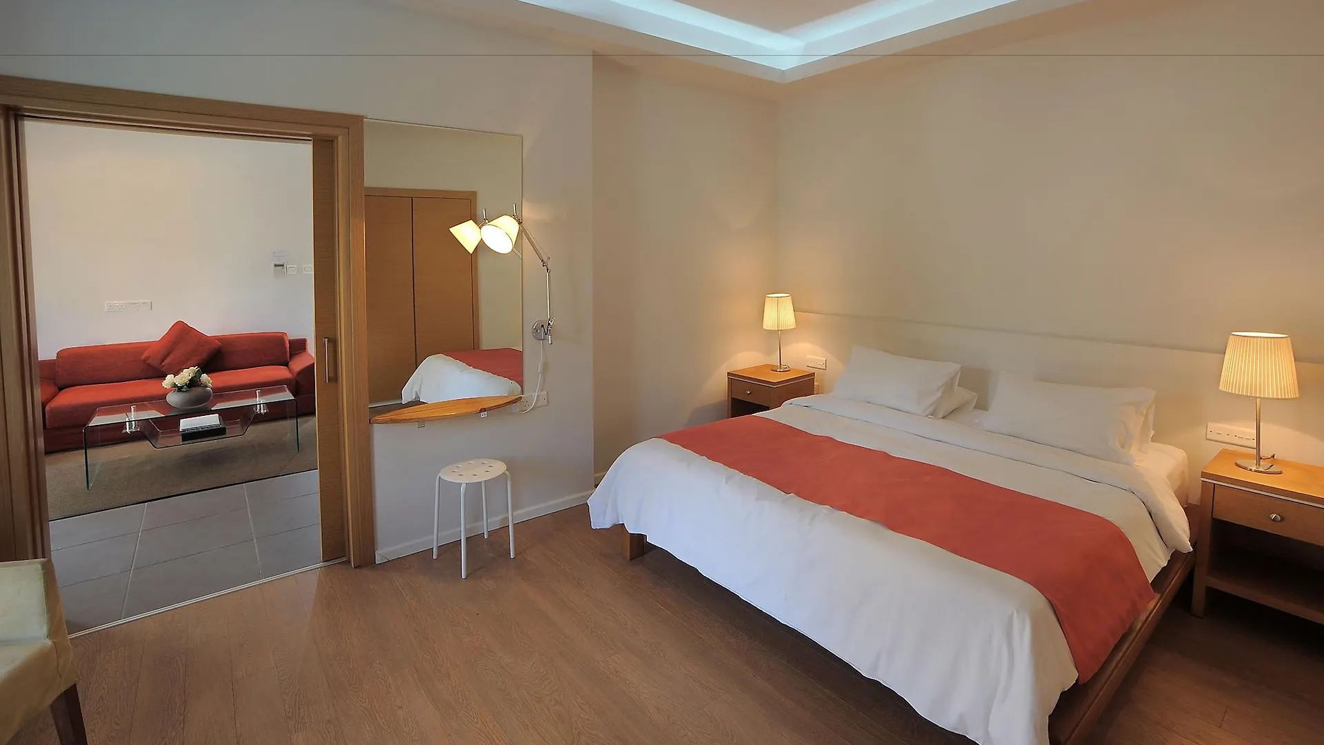E-Hotel Larnaca Resort & Spa Perivólia Ciprus